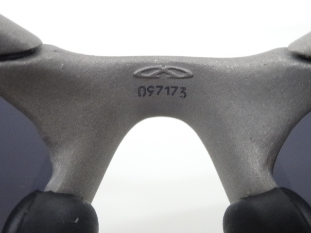 OAKLEY Oacley ROMEO 1 Romeo X-METAL X metal 097173 солнцезащитные очки черный Iridium чёрный темно-серый пепел USA производства 