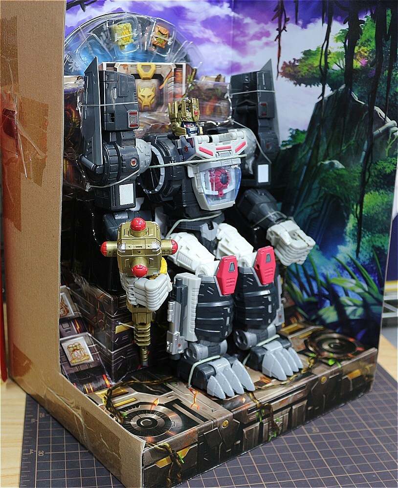  Transformer s заем ob The prime (SDCC2018 ограничение ) Transformers Power of the Primes Throne of the Primes