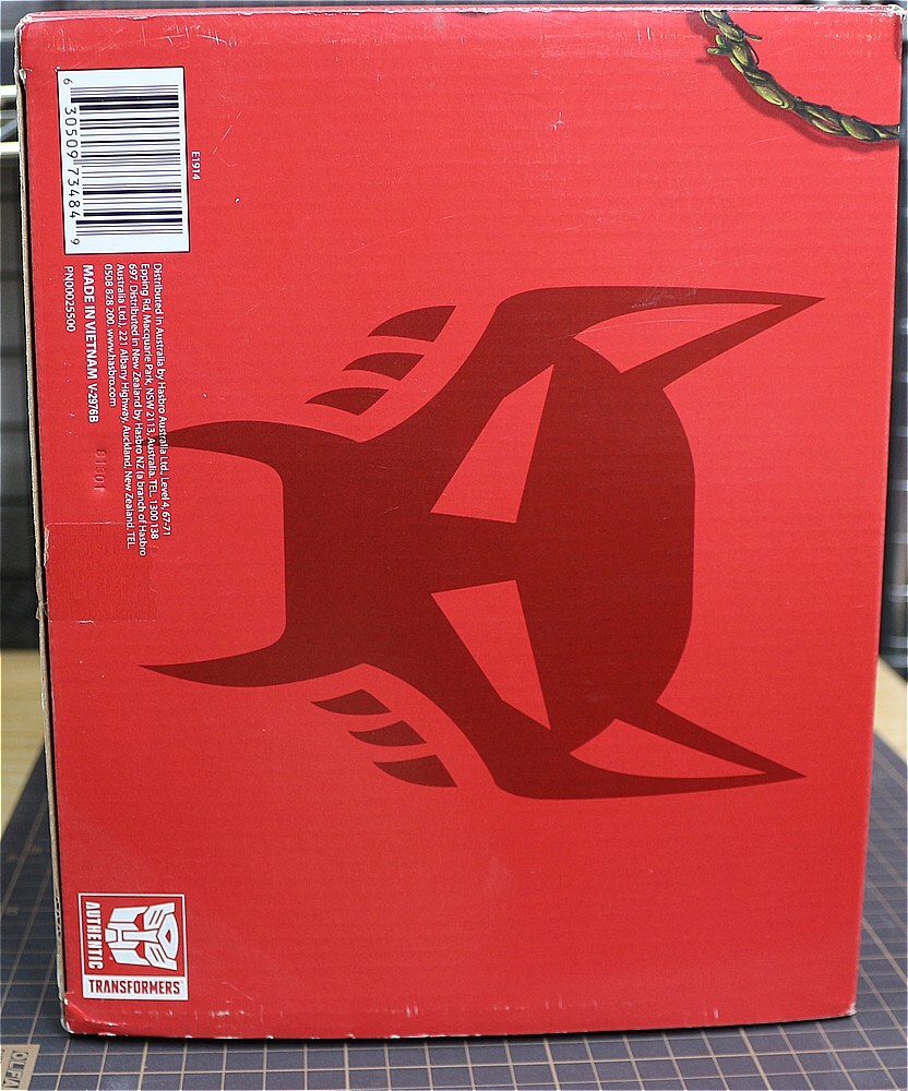  Transformer s заем ob The prime (SDCC2018 ограничение ) Transformers Power of the Primes Throne of the Primes