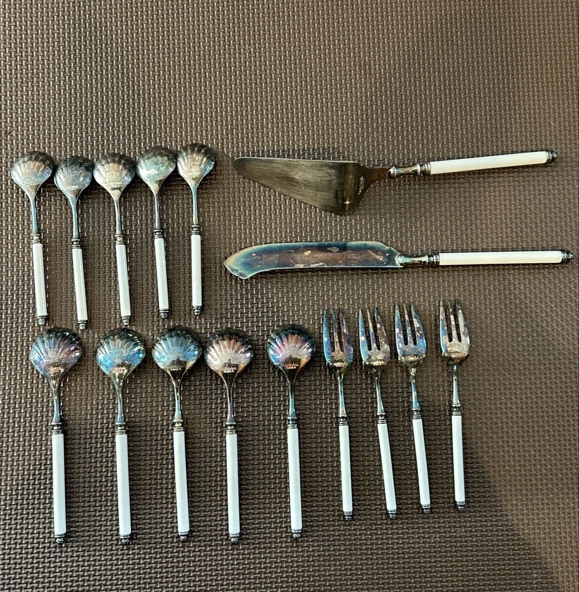 While wind シルバー メッキ スプーン フォーク ナイフ セット16本セット 食器_画像2