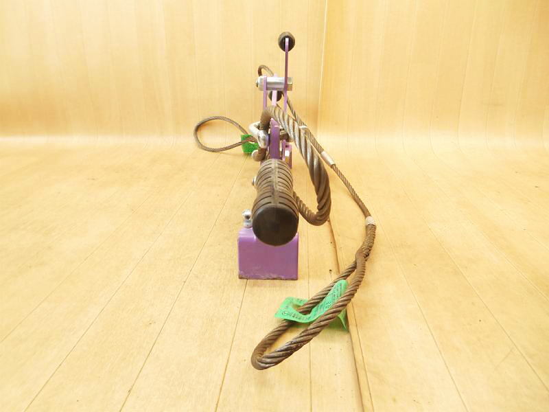 ◆ SUPERTOOL コンクリート二次製品敷設用クランプ UGC150M スーパーツール キャパ調整式 ワイヤー付 150kg クランプ 400-600mm No.5553_画像3