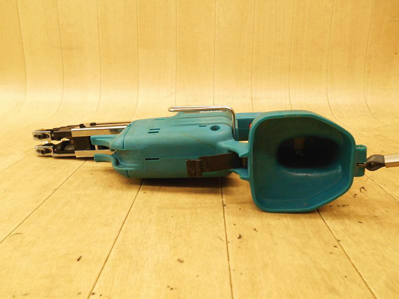 〇 makita マキタ 充電式 オートパック スクリュードライバ 6831D スクリュードライバー コードレス 本体のみ DC12V ドライバ ドライバー_画像7