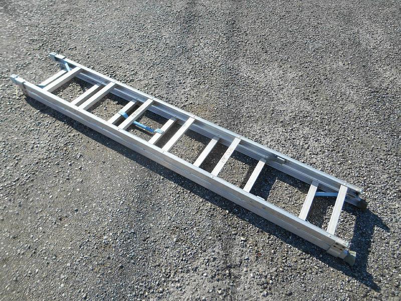 ◆ 長谷川工業 アルミ合金製伸縮形はしご LQ2-40 Hasegawa 伸縮 二連 2連 はしご ハシゴ 梯子 アルミ合金製 100kg 全長4m2cm No.5602_画像7