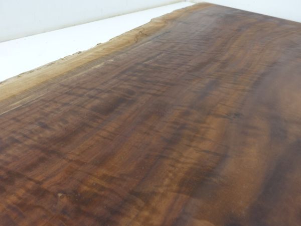 No,7337-12　クラロウォルナット　厚さ64ｍｍくらい×長さ707ｍｍ×幅270～410ｍｍ　送料無料　ウォールナット_画像4