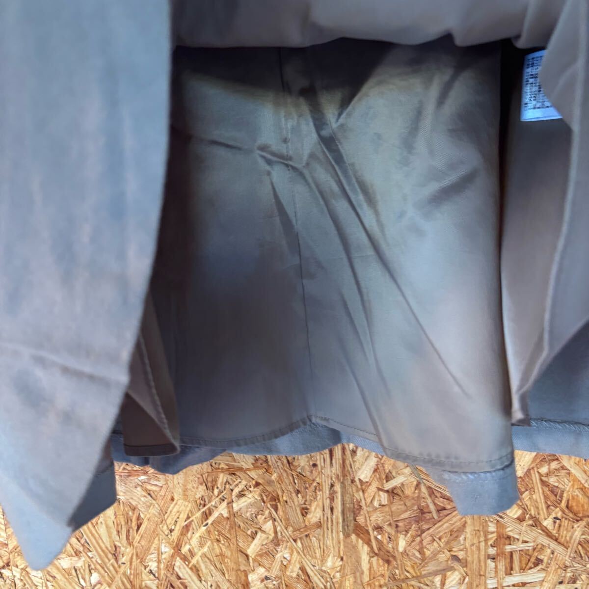 美品　UNTITLED 日本製　フレア　スカート ひざ丈 ベージュ　レディース　ボトムス　4982_画像5