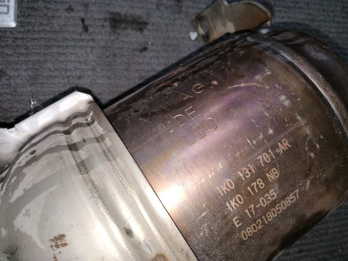 VW ゴルフ 1KBLG 触媒 キャタライザー ※ジャンク 素材_画像3