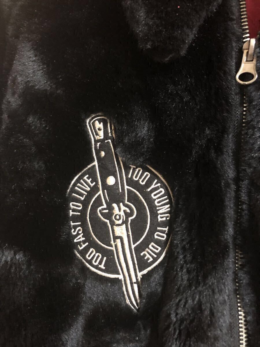 クリームソーダ ジャケット L 黒×赤 フェイクファー スカル ドクロ ワッペン 難あり_画像3