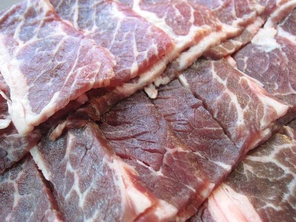 霜降り「牛カルビ500g」4mmカット、カナダ産　焼肉用_画像4