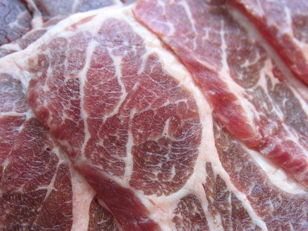 霜降り「牛カルビ500g」4mmカット、カナダ産　焼肉用_画像1