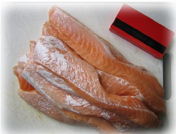 刺身用 「サーモン腹身1kg」寿司ネタにもGOOD!! ASK福袋訳業務用_画像3