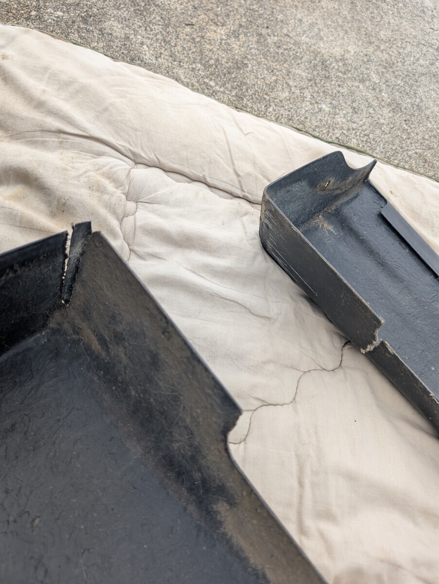 RX-8 イングス ings N-SPEC エアロ サイドステップ 割れカケ有　取付問題無し カラーPZ(A3F) ブリリアントブラック 状態悪い為1円スタート_画像9