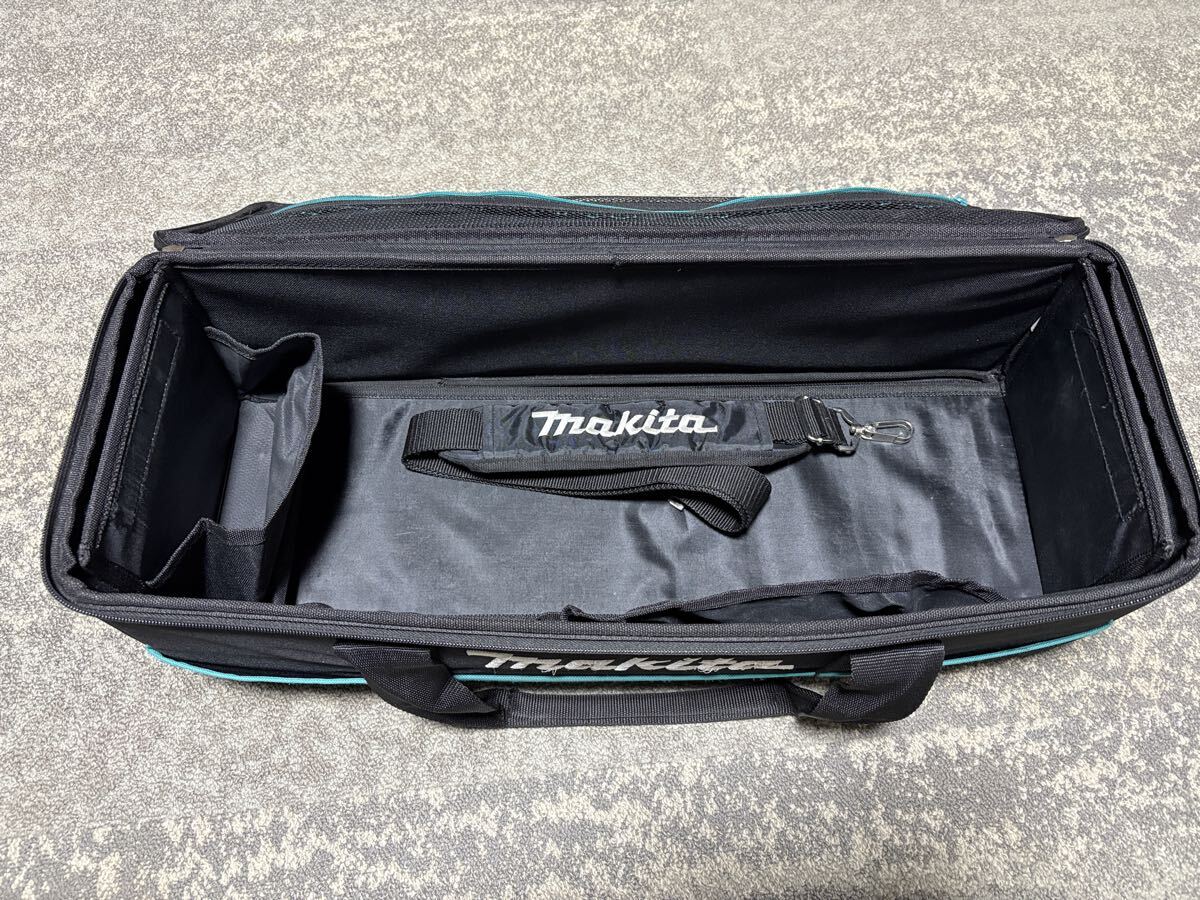 マキタ 充電式クリーナ CL286FDZO(未使用)+純正軽量バッテリー1.5Ah(超美品)、純正急速充電器(中古)、純正キャリーバッグ(中古)_画像4