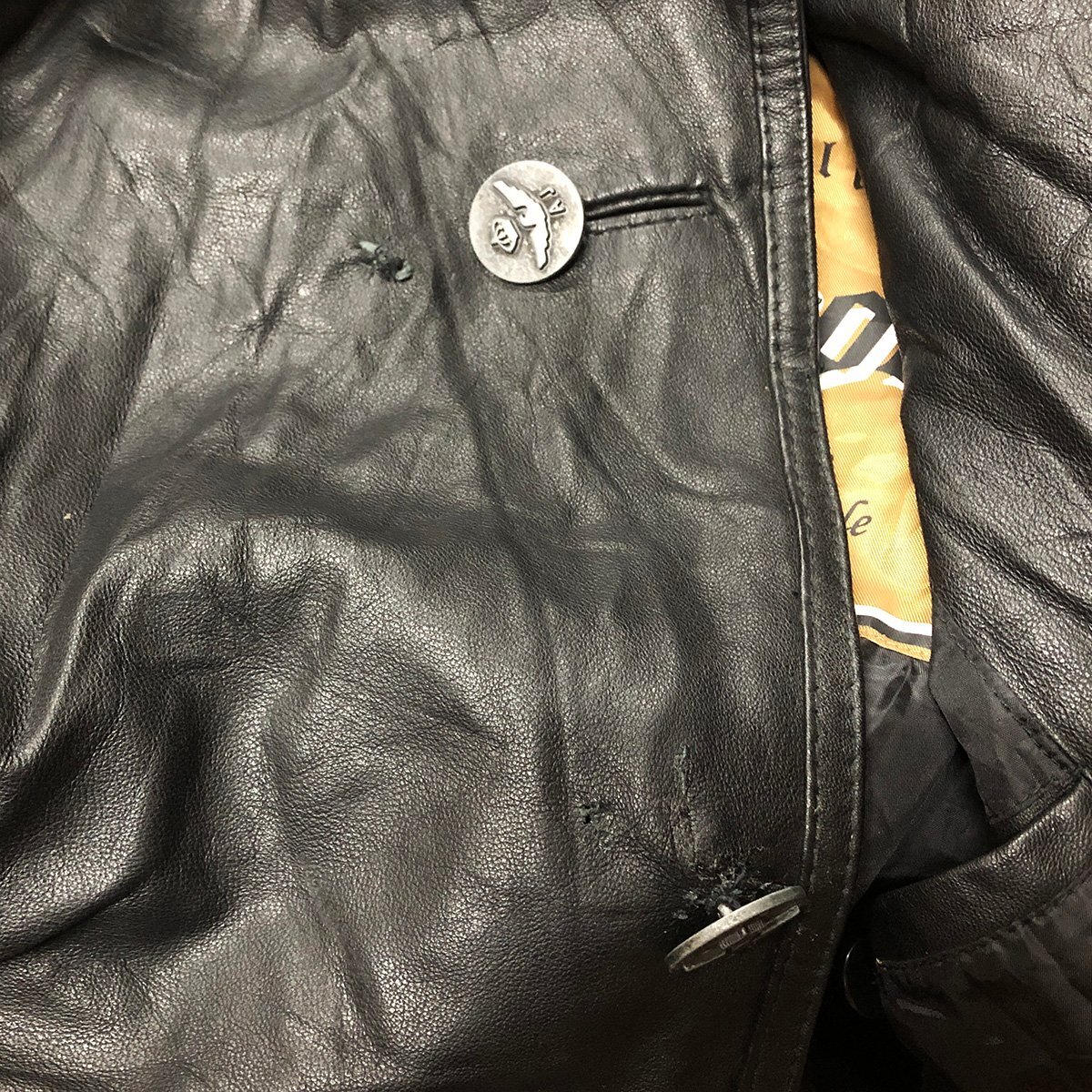 ?7K/O10.14-3　ARMANI JEANS　アルマーニ　レザーコート　本革　レザージャケット　革ジャン　ハーフコート　レザーブルゾン　M_画像5