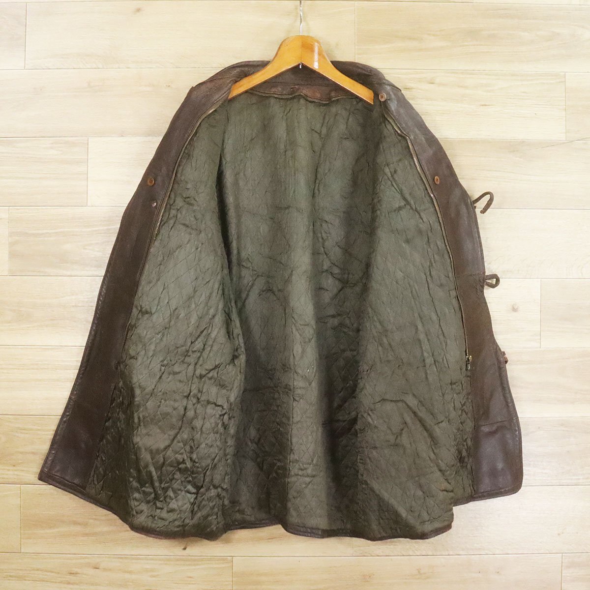L8K/O9.19-6　ユーロ古着　ダブルブレスト　レザーコート　本革　レザーカーコート　レザージャケット　革ジャン　皮ジャン　ブルゾン_画像7