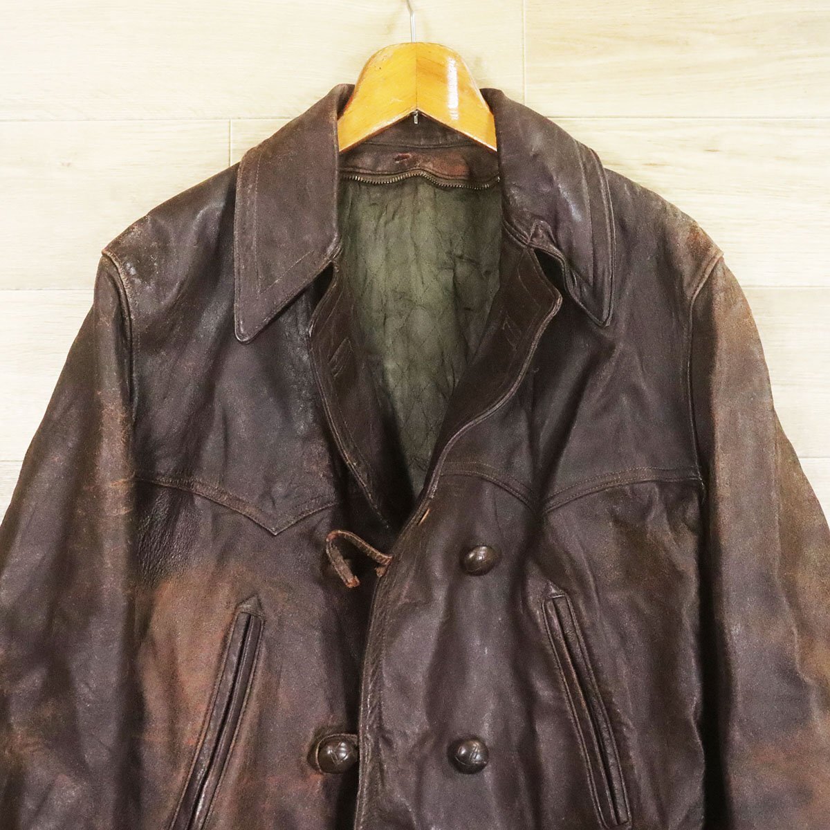 L8K/O9.19-6　ユーロ古着　ダブルブレスト　レザーコート　本革　レザーカーコート　レザージャケット　革ジャン　皮ジャン　ブルゾン_画像2