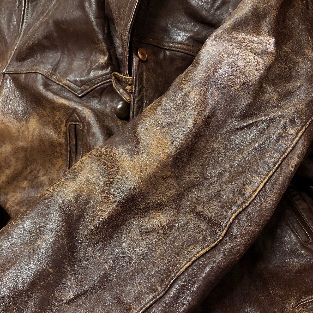 L8K/O9.19-6　ユーロ古着　ダブルブレスト　レザーコート　本革　レザーカーコート　レザージャケット　革ジャン　皮ジャン　ブルゾン_画像5