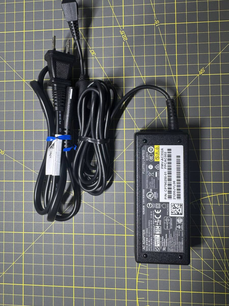 富士通 15.6インチ Windows11 ノートパソコン LIFEBOOK A5510/DX　第10世代CPU Core i5-10210U HDD500GB メモリ8GB DVD Wifi HDMI (031)_画像10