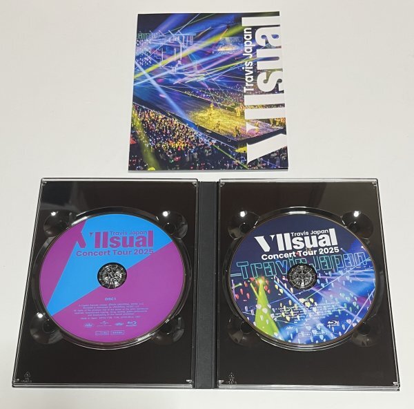 【美品】 Travis Japan Blu-ray Concert Tour 2025 VIIsual 完全生産限定盤 Visual #B934_画像2
