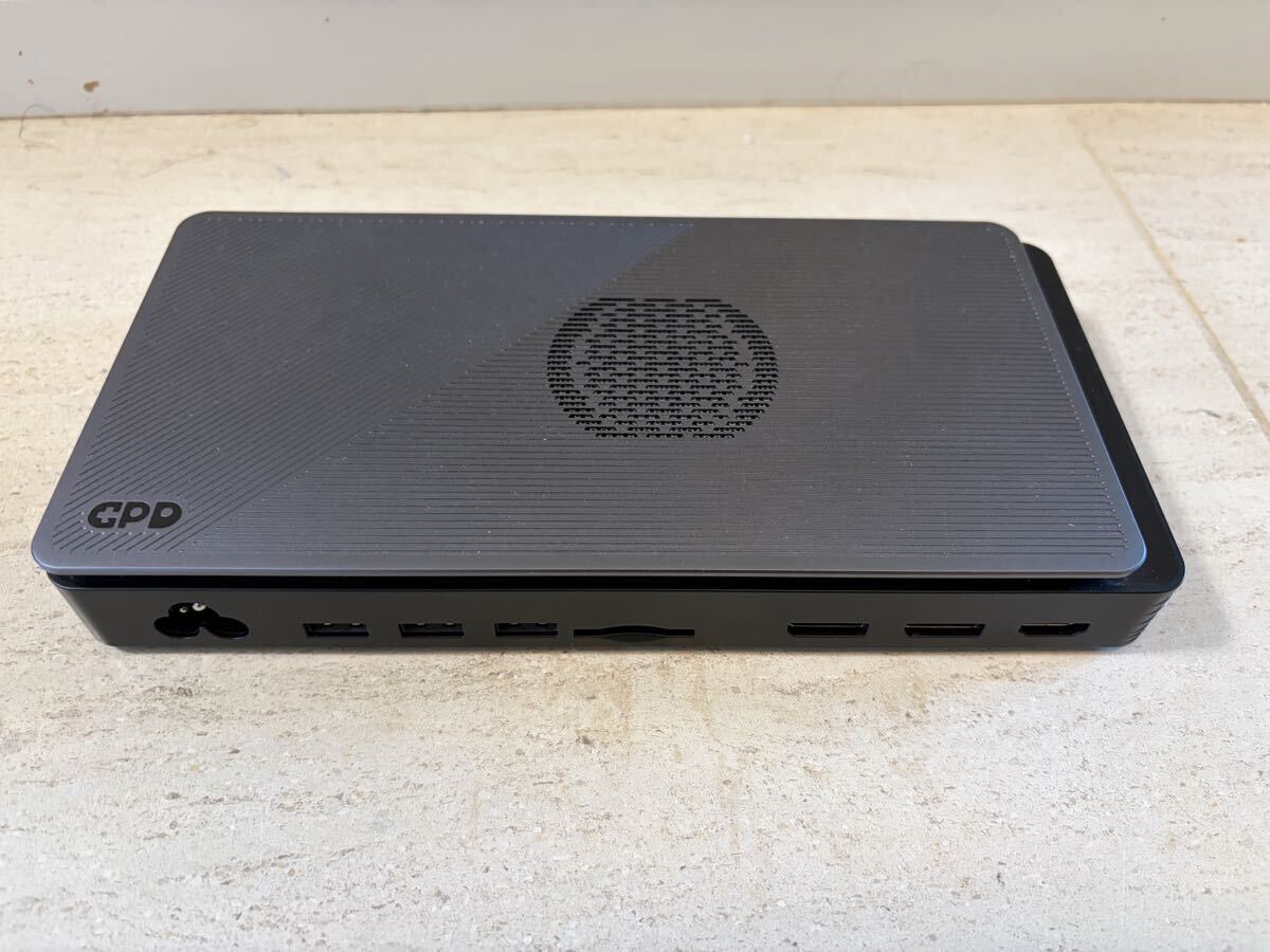 中古 2024 GPD G1外付けグラフィックボード eGPU RX7600M XT _画像3