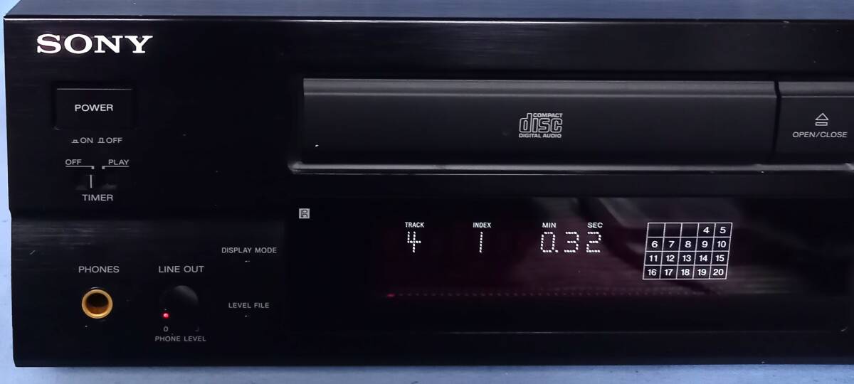 ＳＯＮＹ◆ＣＤＰ－３３３ＥＳＡ　ＣＤプレイヤー◆動作確認済み_画像2