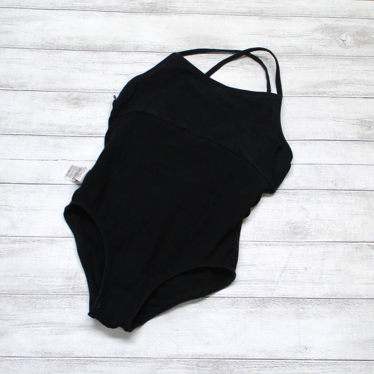 c5902★MALAKHOV by Chacott キャミソールレオタード 黒 ベロア バッククロスストラップ 130Jサイズ 女子 レディース バレエ 衣装 記名あり_画像6