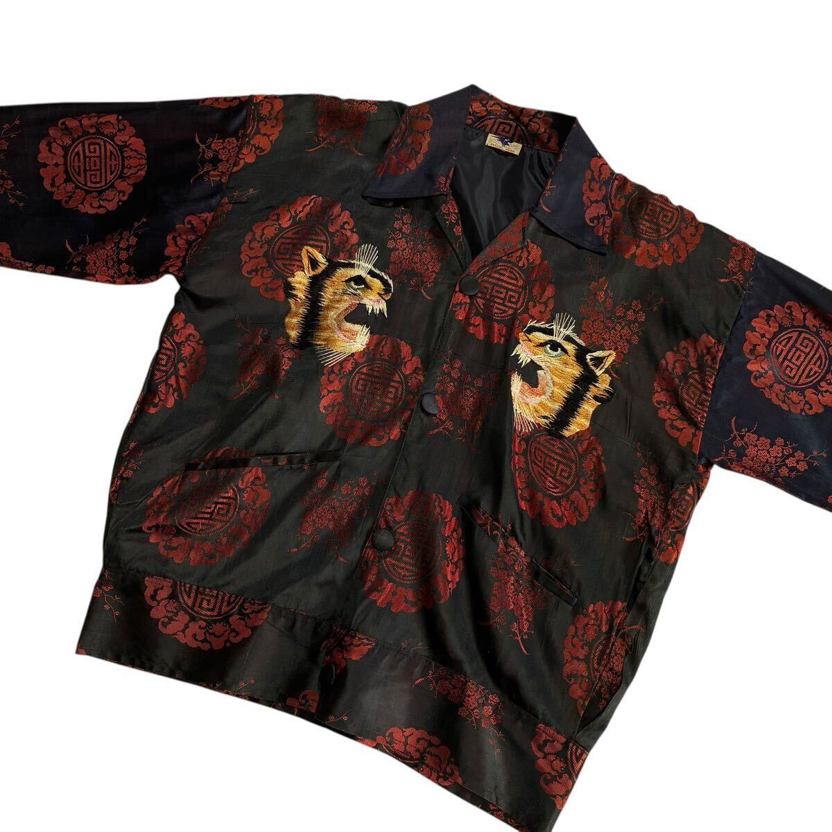 極上♪50s サテン スカジャケット 虎 黒 赤 ビンテージ 刺繍 Korea シャツ スカジャン スーベニアジャケット タイガー フルスナップ トラ_画像3