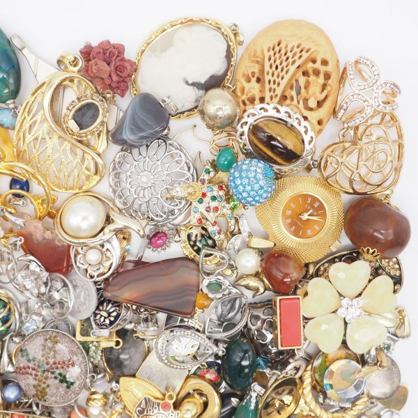 (PH1023) 1円 ペンダント チャーム 大量セット 約1kg 真珠 カラーストーン 多数 トップ ヘッド アクセサリー ジャンク_画像6