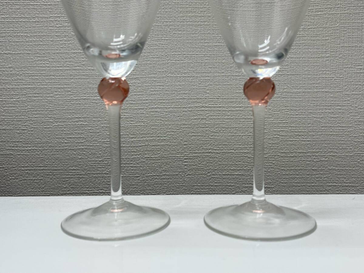 #787 ワイングラス 4個 まとめ HOYA CRYSTAL バタフライデザイン ペア NBグラス ペア ワイングラス 現状品_画像9