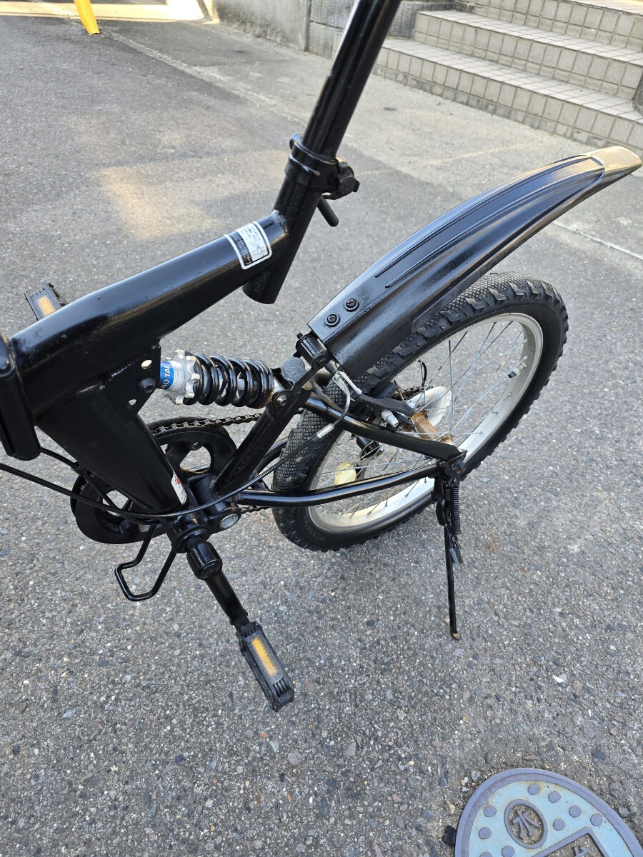 THREE STONE 折りたたみ自転車 BLACK 20インチ 6ギア タイヤ太め20X2.0 サスペンション付 おしゃれ かっこいい スリーストーン _画像8