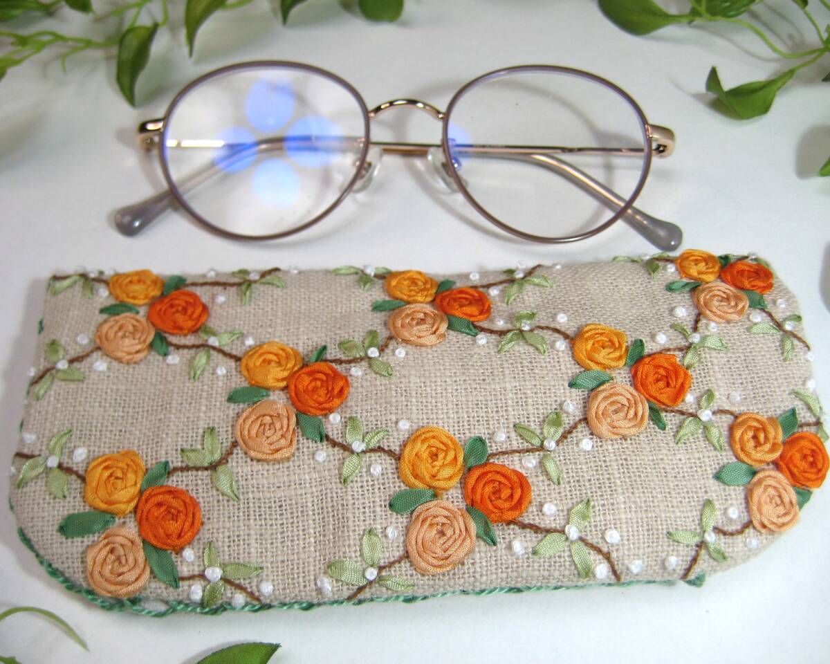 ★ハンドメイド★シルクリボン手刺繍のメガネケース★サングラス★リーディンググラス★_画像9