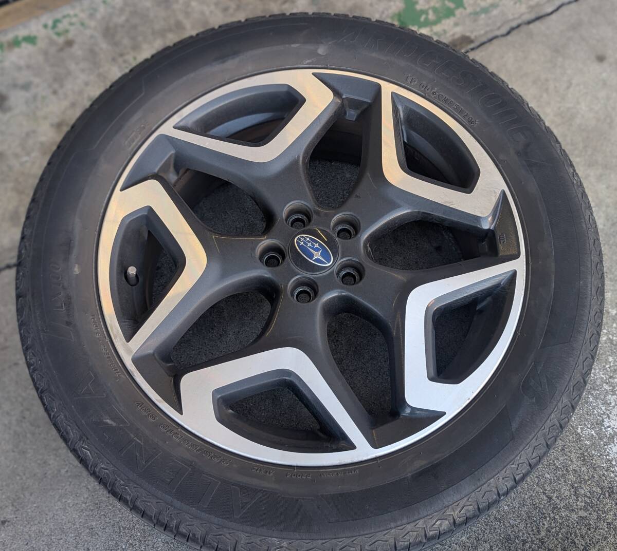 スバル XV GT系 純正18インチアルミホイール＋ブリヂストン アレンザLX100タイヤ4本セット_画像5