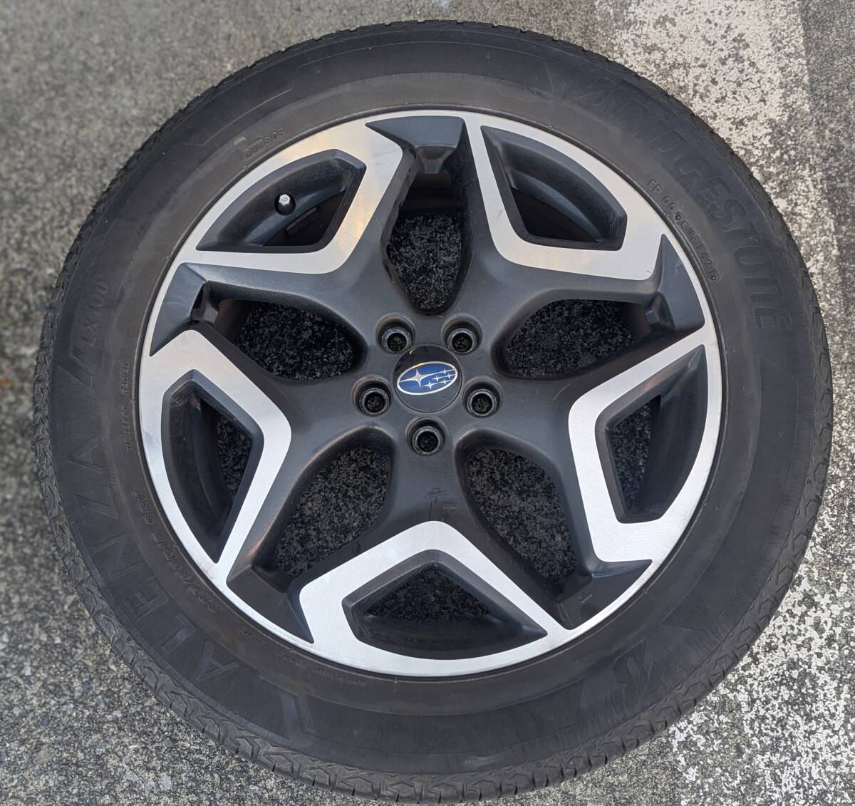 スバル XV GT系 純正18インチアルミホイール＋ブリヂストン アレンザLX100タイヤ4本セット_画像3