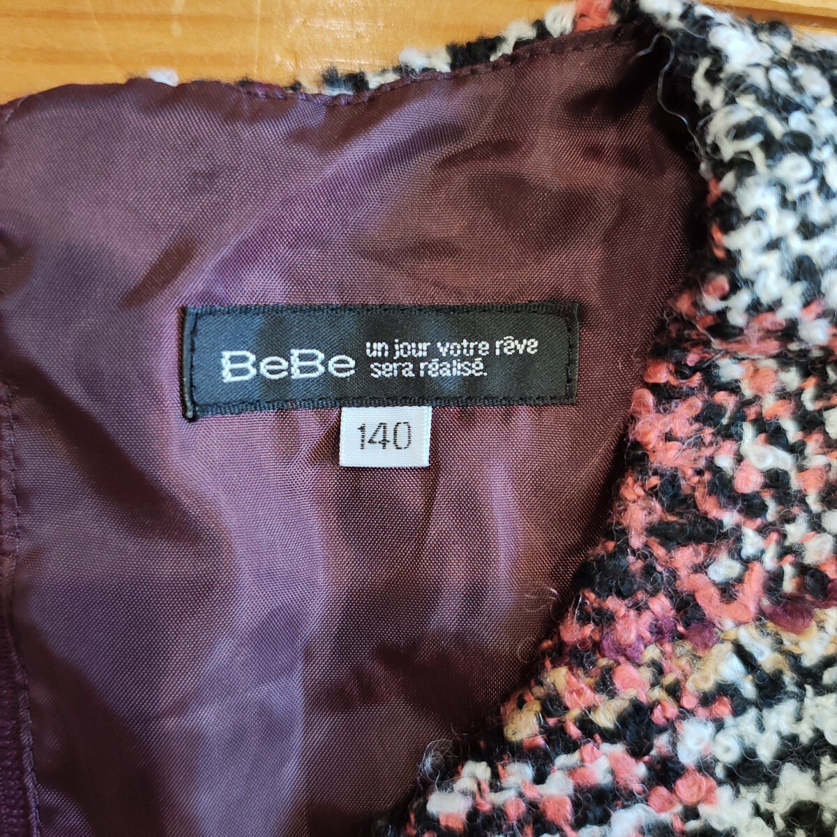 べべ　bebe　 ツイード ワンピース 女の子　　140cm　混毛　暖かい_画像5