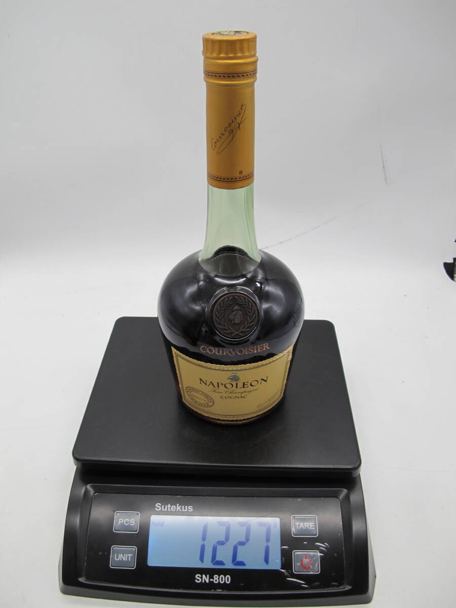 COURVOISIER クルボアジェ ナポレオン コニャックブランデー 700ml・40%　【未開栓品・古酒 】2本セット_画像7