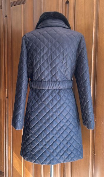 SCAPA スキャパ★地模様キルティング内綿・ベルト付き・ファー襟・ロング・コート・ネイビー・38/M★美品_画像4
