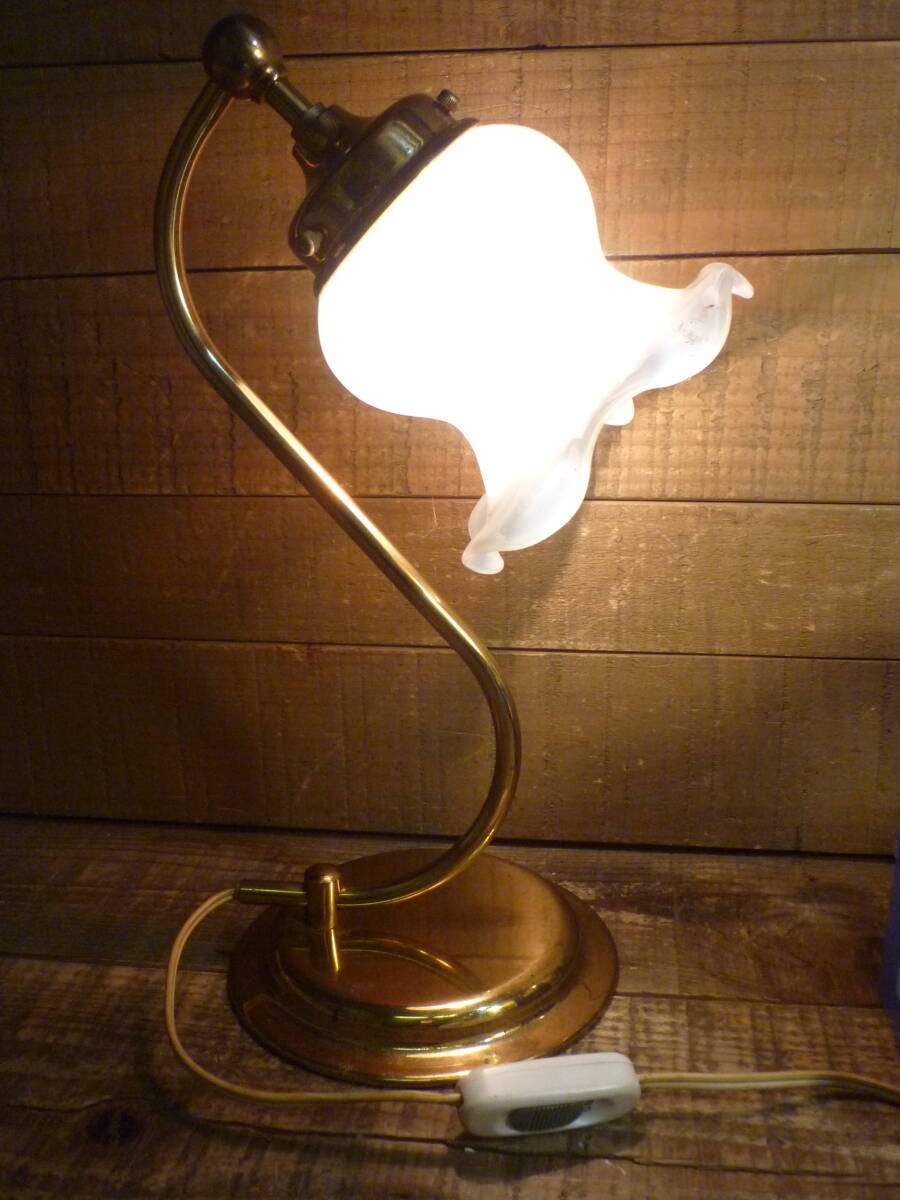 USED опал стекло оборка затенитель от солнца золотая краска стол лампа подставка свет retro Vintage современный D16558