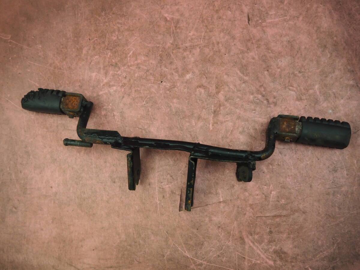 (1台分解)　ゴム付き !! 固着なし　 フォーゲル　純正　ステップ　ペダル　サブフレーム　　4U1 (ポッケ)　　100XAAO4_画像8