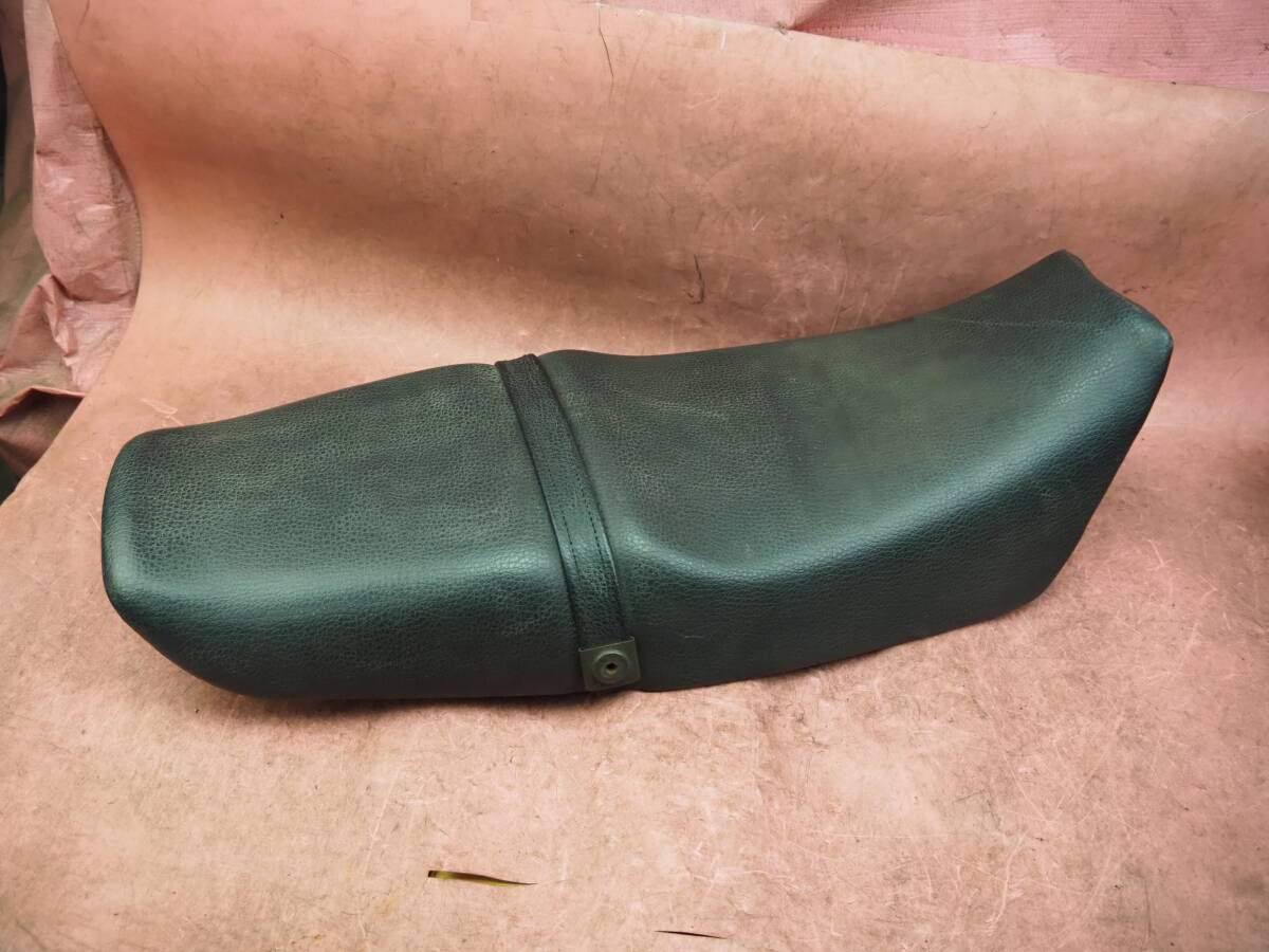 (1台分解)　破れなし !! ベルト付き/ベースOK　 VTZ250 純正　シート MC15 140XAAR15_画像4