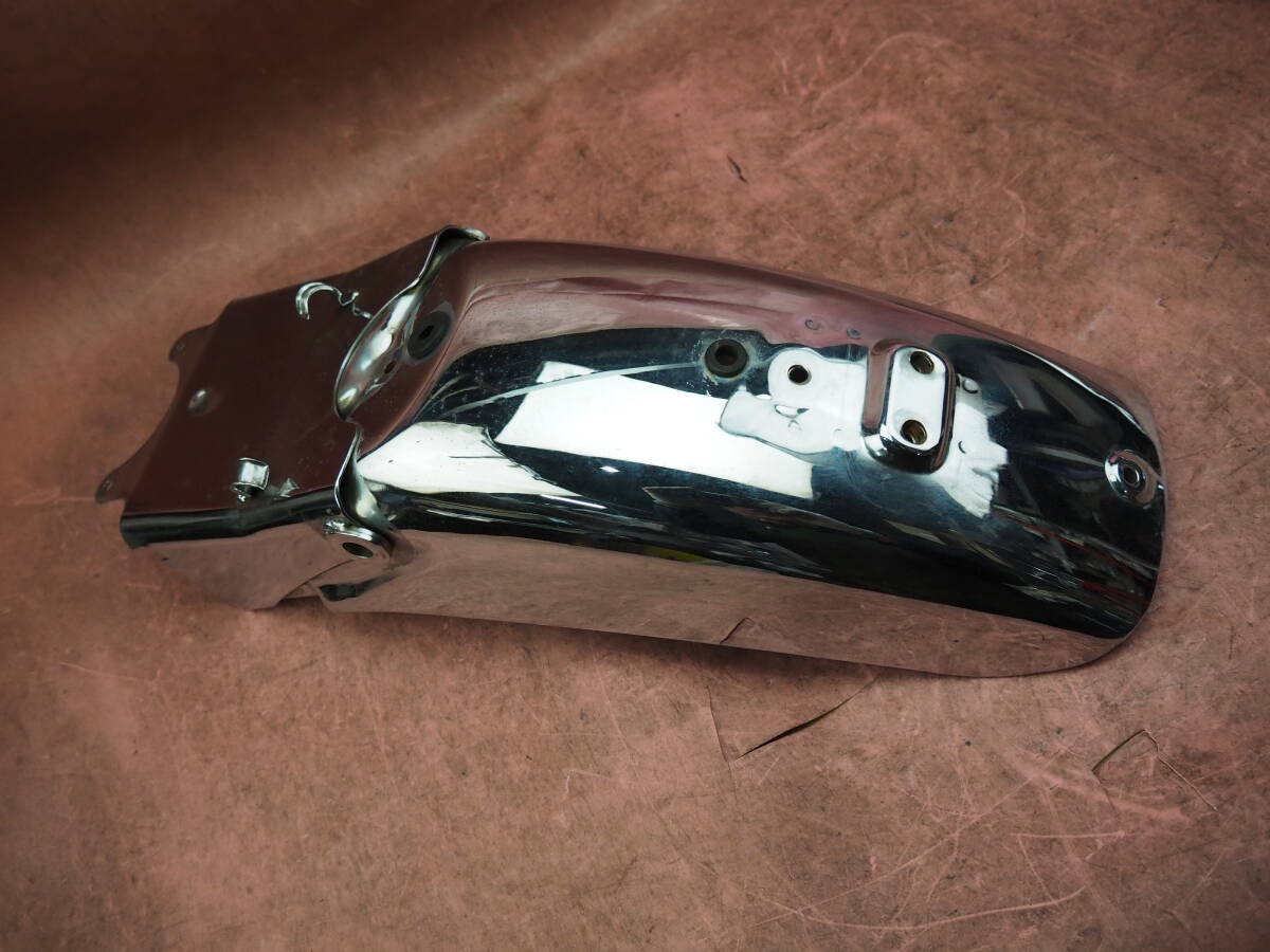 (1台分解)　メッキ艶あり !! キレイなノーマル　 GB250 後期　純正　リアフェンダー　泥除け　カバー　MC10 (クラブマン)　　140XAAW8_画像1