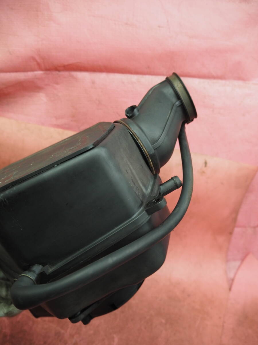 (1台分解)　きれい !!　 グラストラッカー BIGBOY 純正　エアクリーナーボックス NJ47A 100XAAX20_画像4