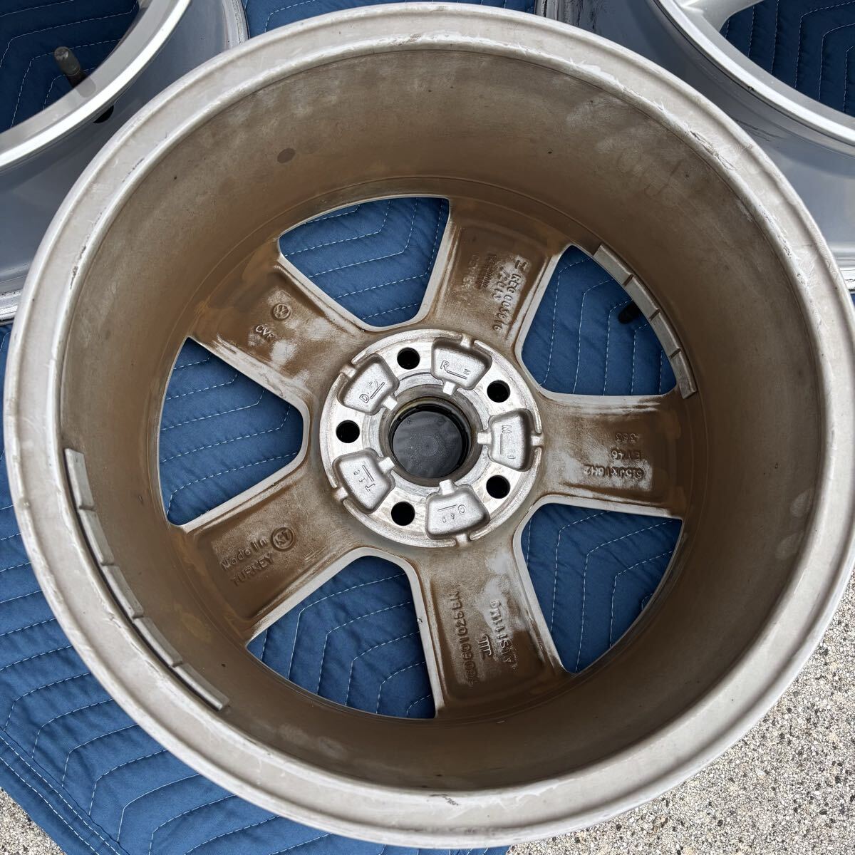 ゴルフ7 純正 16インチ ホイール 限定車モデル PCD112 6.5J +46 スタッドレス用に_画像7