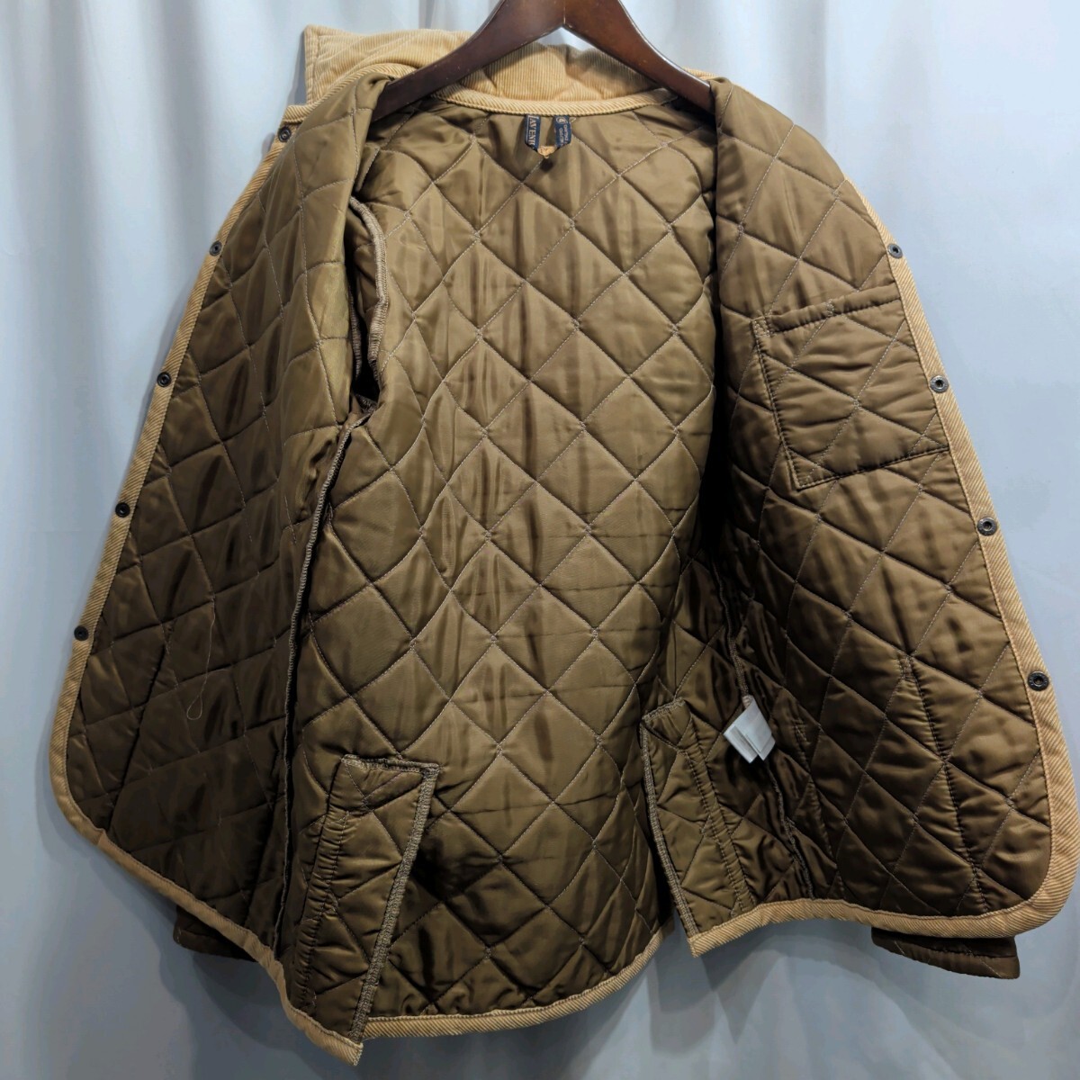 英国製 LAVENHAM ラベンハム キルティングジャケット 36/S相当 メンズ 長袖 アウター コート 中綿 ベージュ_画像9