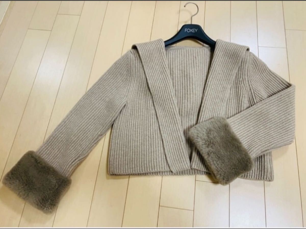  как новый * очень редкий *23 десять тысяч * FOXEY кашемир нутрия мех жакет Hamming 38 40 M Foxey кардиган болеро One-piece .