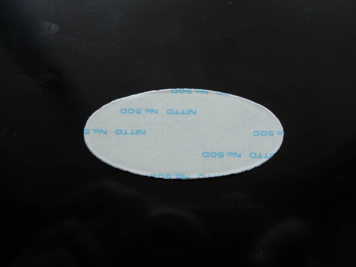 ★　８７年 当時物　トラスト！ エンブレム！黒色・白色 /各１枚1セット/新品/送料110円_画像4