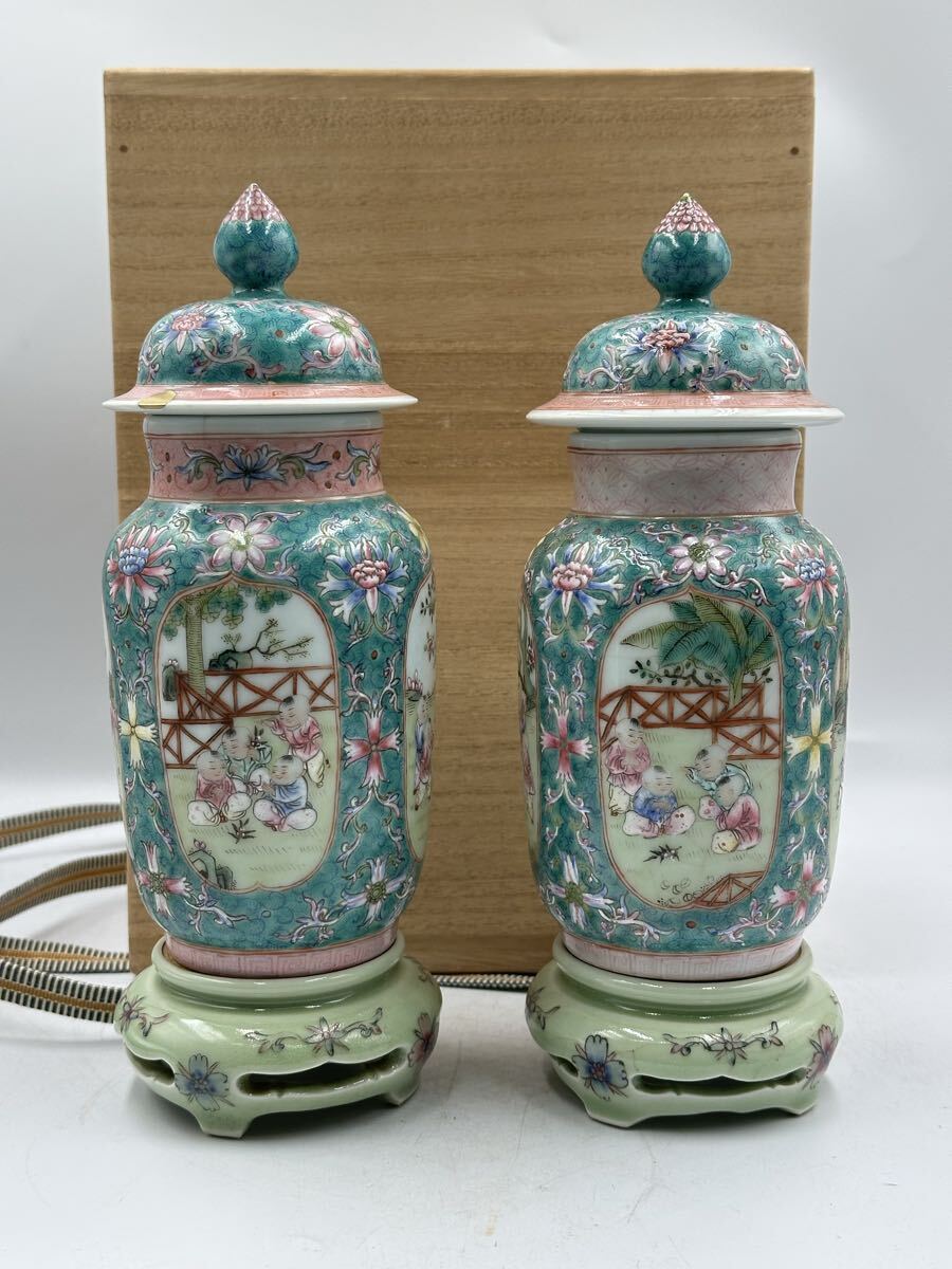 清乾隆色絵花瓶一對 箱付 古賞物 置物 時代物 古美術 古陶磁器 中國古美術 乾隆年製 清時代_画像5