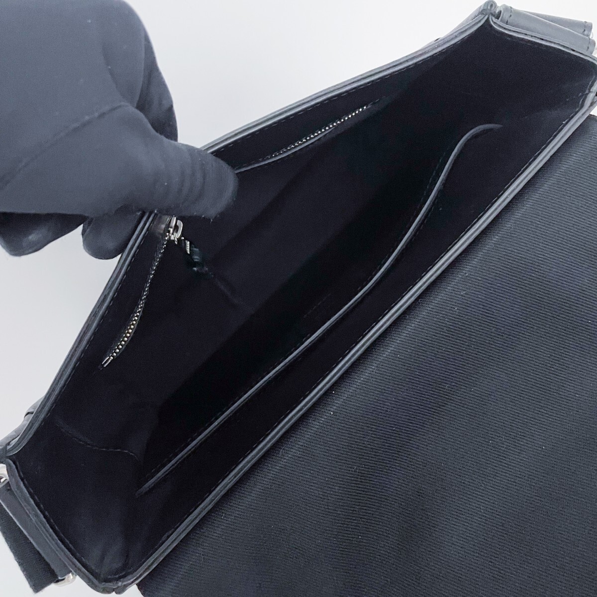 1円■新品同様■現行品■超希少デザイン■型崩れ無し■dunhill ダンヒル メッセンジャーバッグ ショルダー ビジネス メンズ レザー PVC_画像9