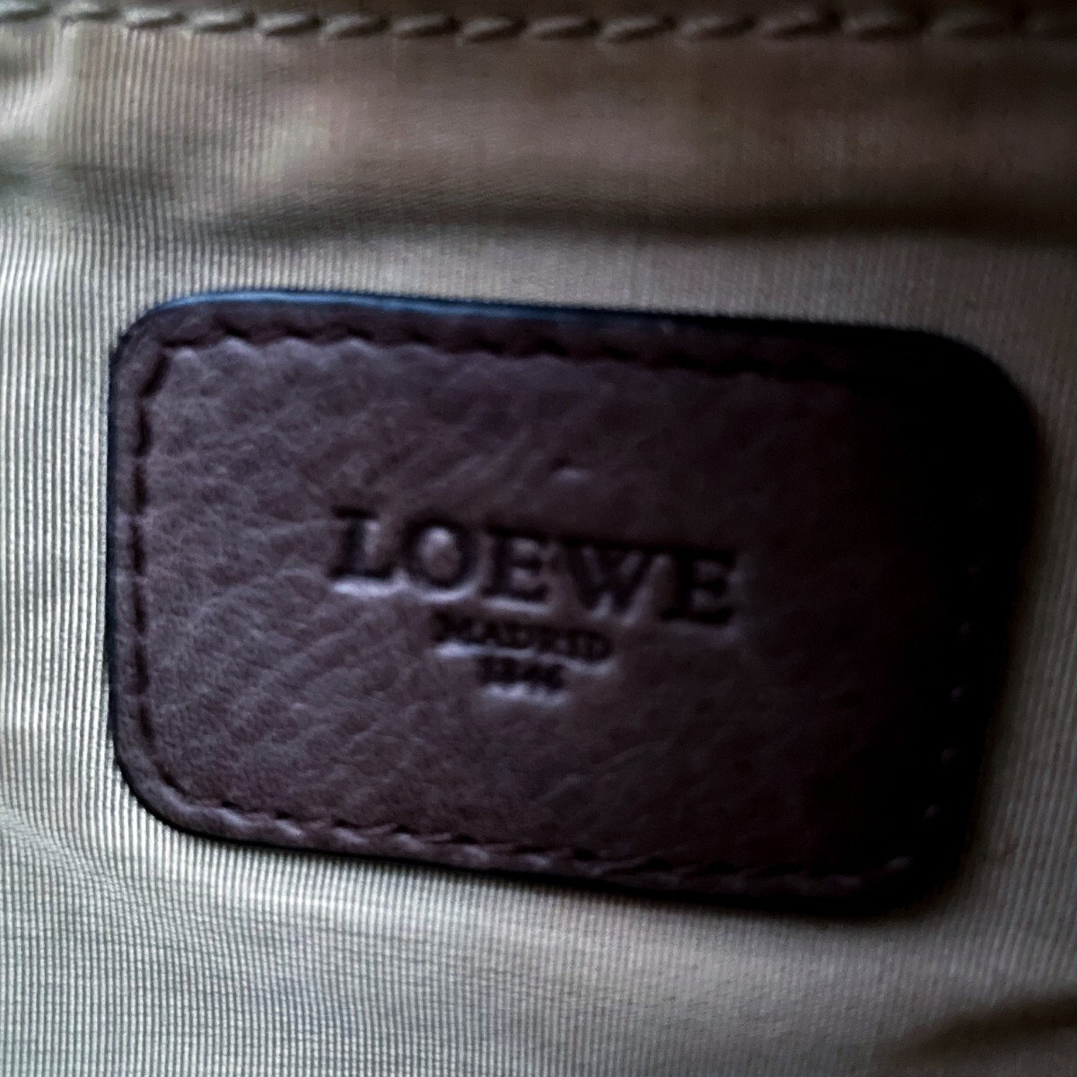 1円■入手困難■最高級ライン■型崩れ無し■LOEWE ロエベ 型押しロゴ トートバッグ ビジネス 大容量 A4 メンズ レディース レザー ブラウン_画像9