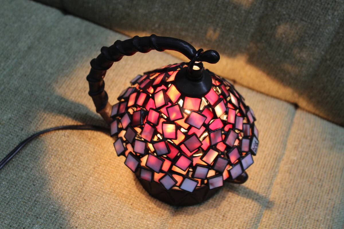 ☆【中古】ステンドグラス　ランプ　動作確認済み　インテリア　照明器具　激安　1円スタート_画像7
