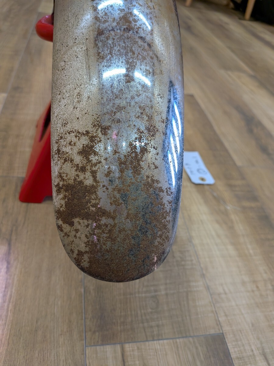 カワサキZ1.Z2 加工フロントフェンダー(ヤレ仕様)_画像3