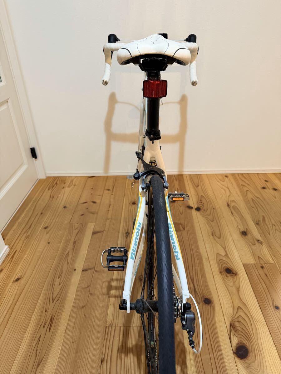 中古 美品 Bianchi ビアンキ VIA NIRONE 7 ビア ニローネ 7 46 SHIMANO シマノ Claris ロードバイク 空気入れ_画像4